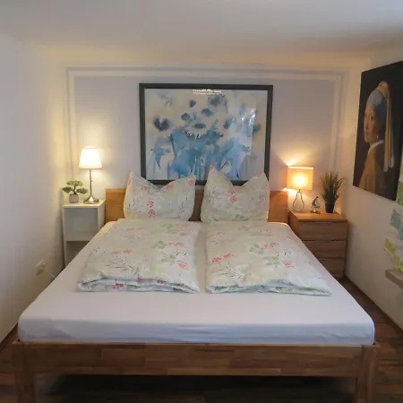 公寓 Mit Terrasse In *