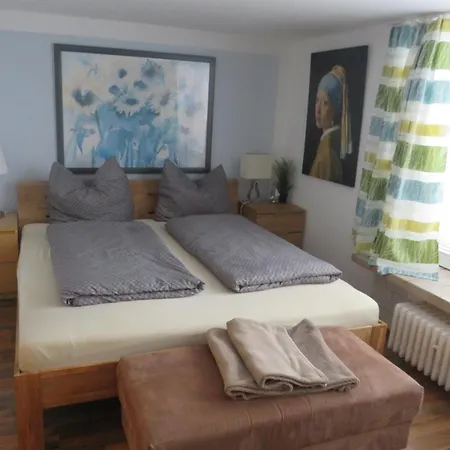 Mit Terrasse In Apartment *