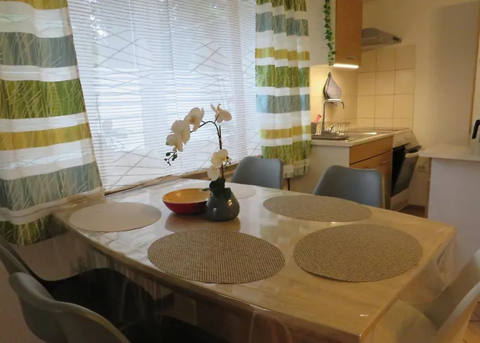 Mit Terrasse In Апартаменты *